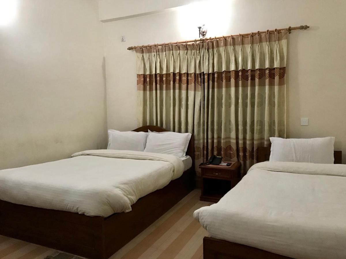 פוקהרה Hotel Asia מראה חיצוני תמונה