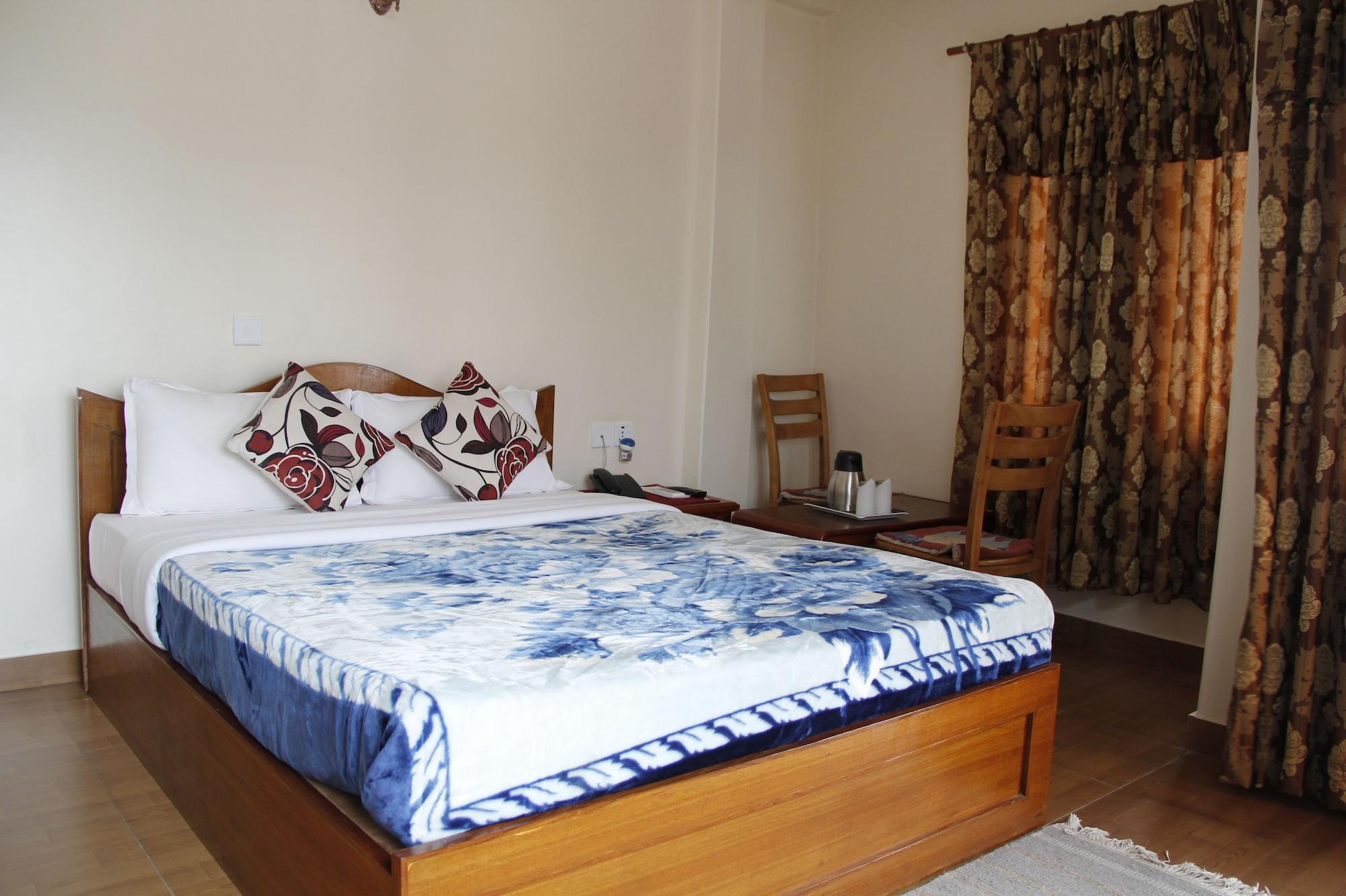 פוקהרה Hotel Asia מראה חיצוני תמונה