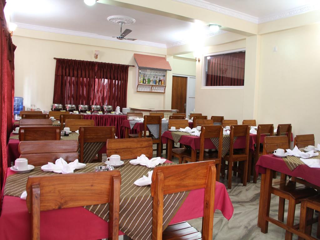 פוקהרה Hotel Asia מראה חיצוני תמונה